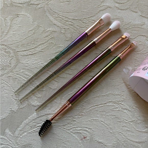 Sephora Cosmic Iridescent Makeup Eyeshadow Brush Set BNIB - Picture 9 of 16